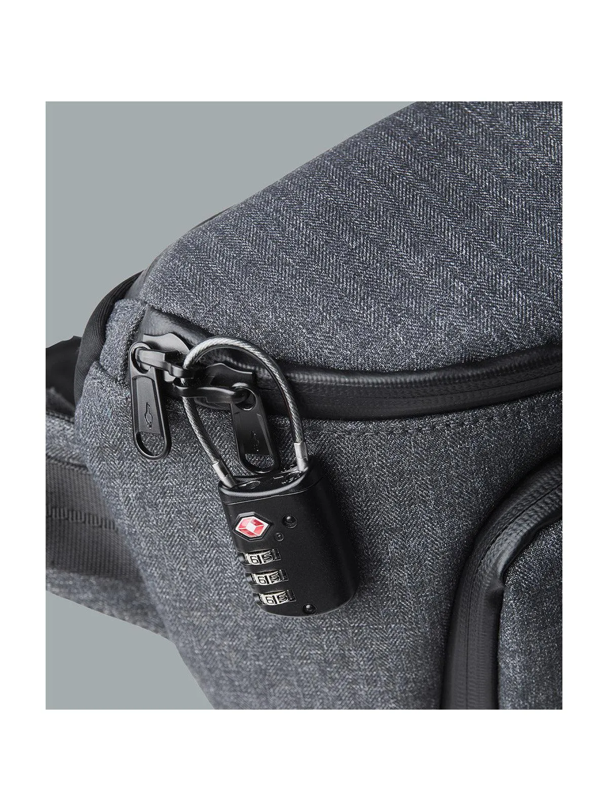Alpaka Bravo Sling Max Jet Black