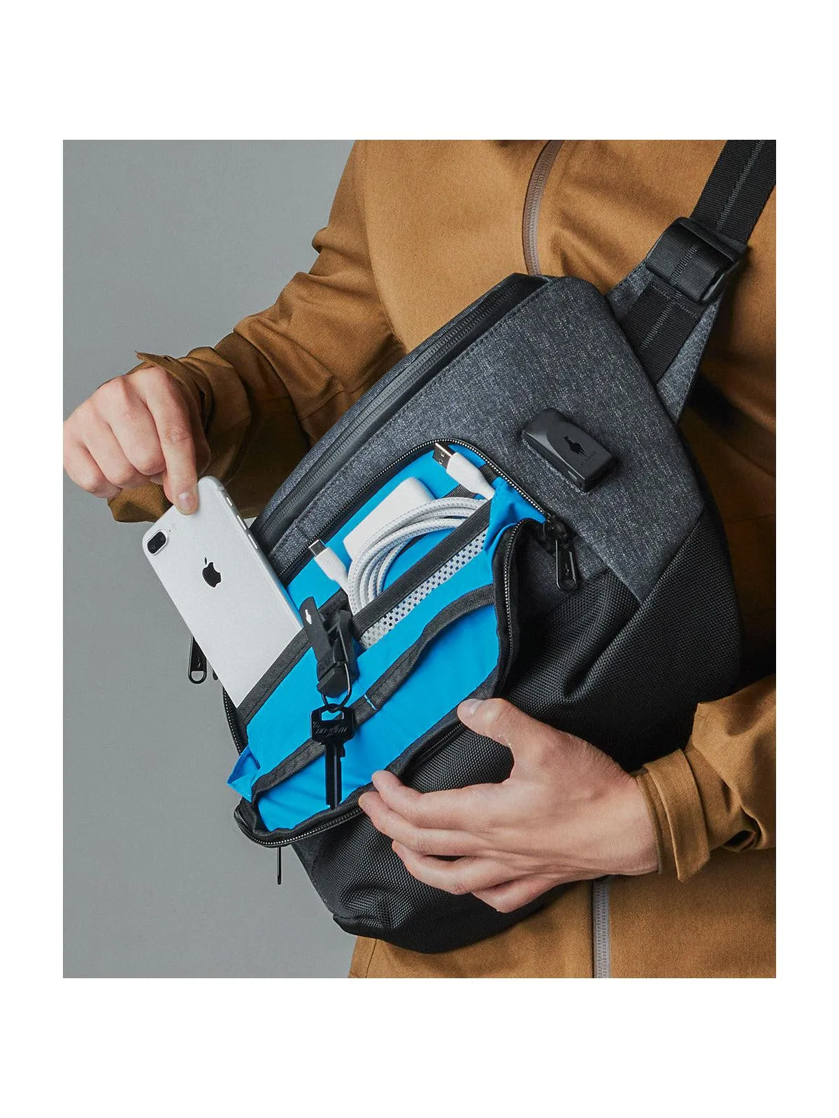 Alpaka Bravo Sling Max Jet Black
