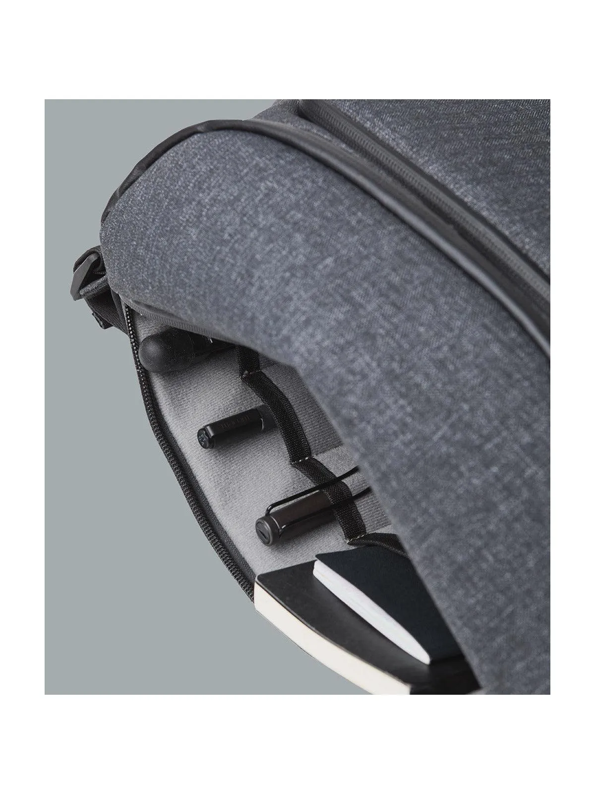 Alpaka Bravo Sling Max Jet Black