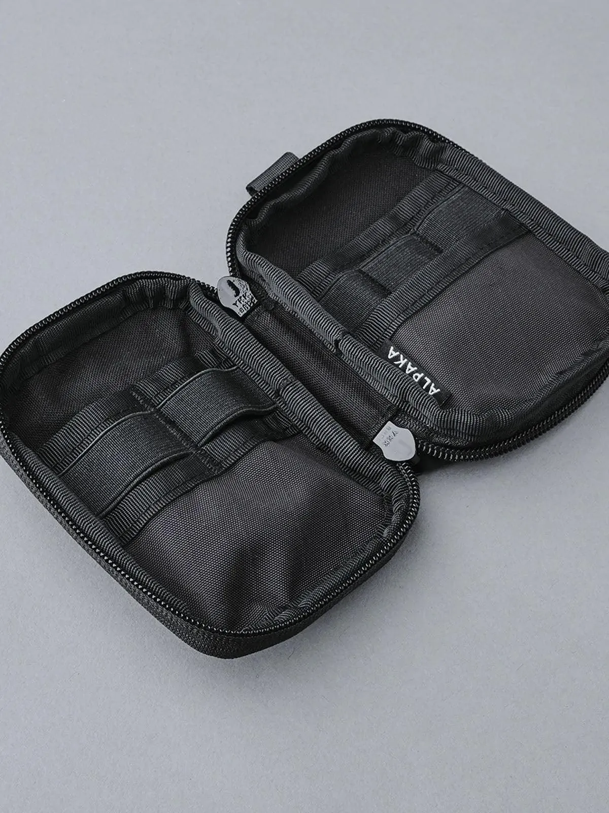 Alpaka Hub Pouch Velcro Hook & Loop