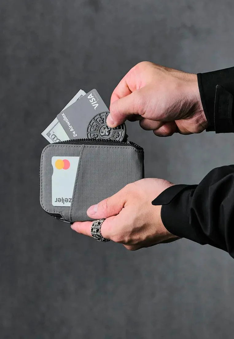 Alpaka Zip Card Pouch
