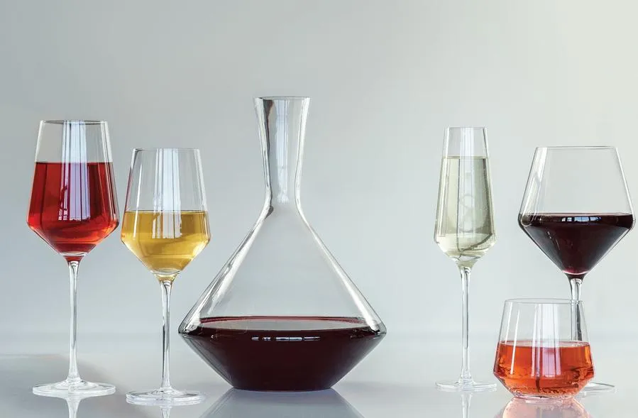 ANGLED CRYSTAL WINE DECANTER
