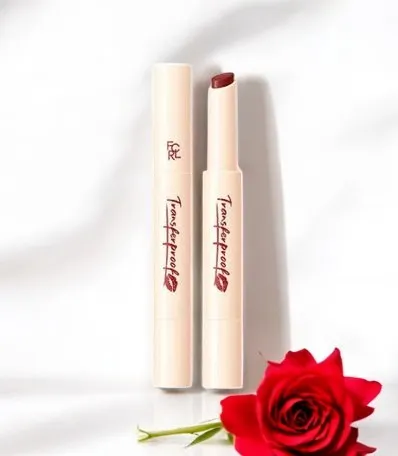 FOCALLURE Glossy Non-sticky Lightweight Lipstick