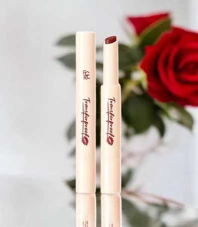 FOCALLURE Glossy Non-sticky Lightweight Lipstick