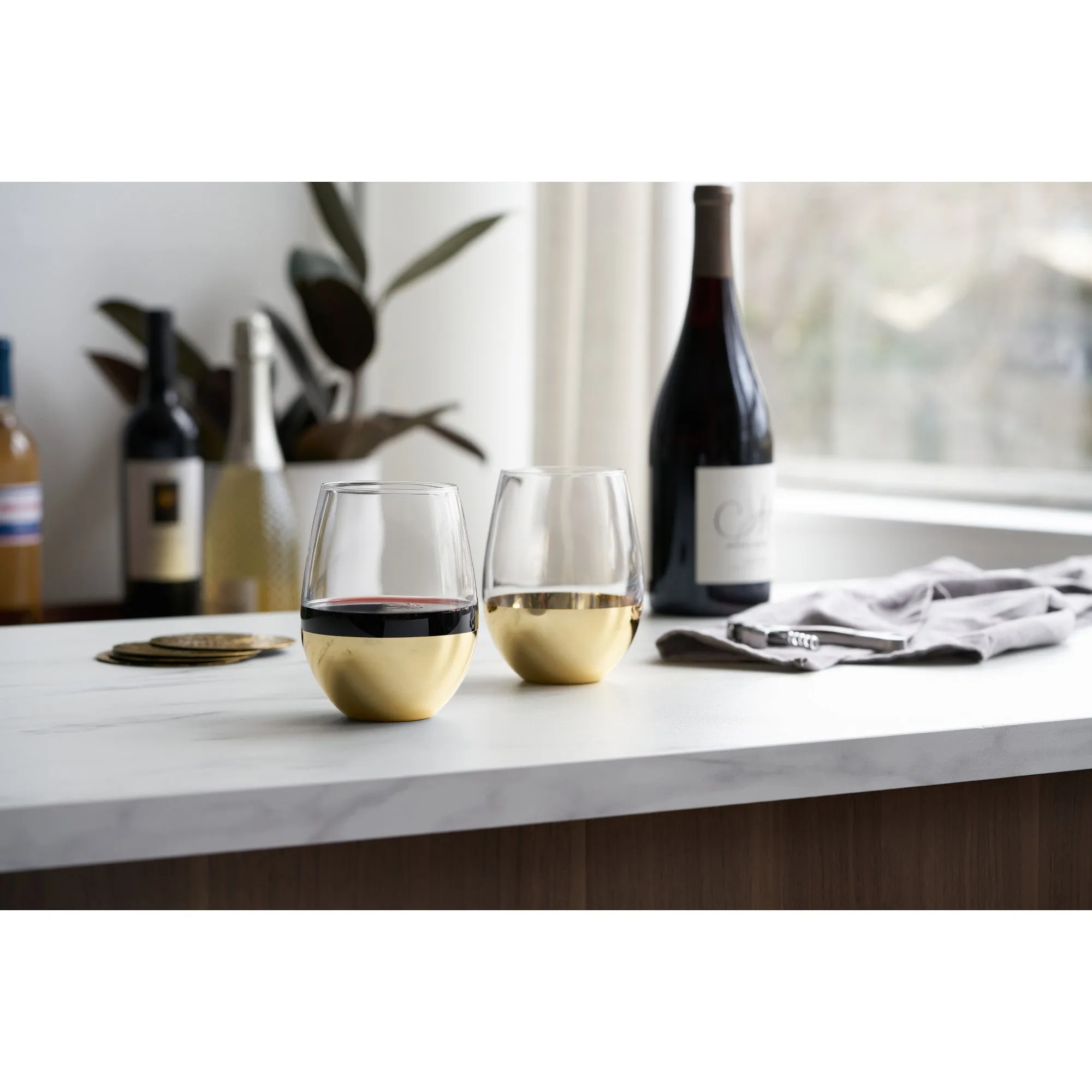 GOLD-DIPPED WINE TUMBLERS