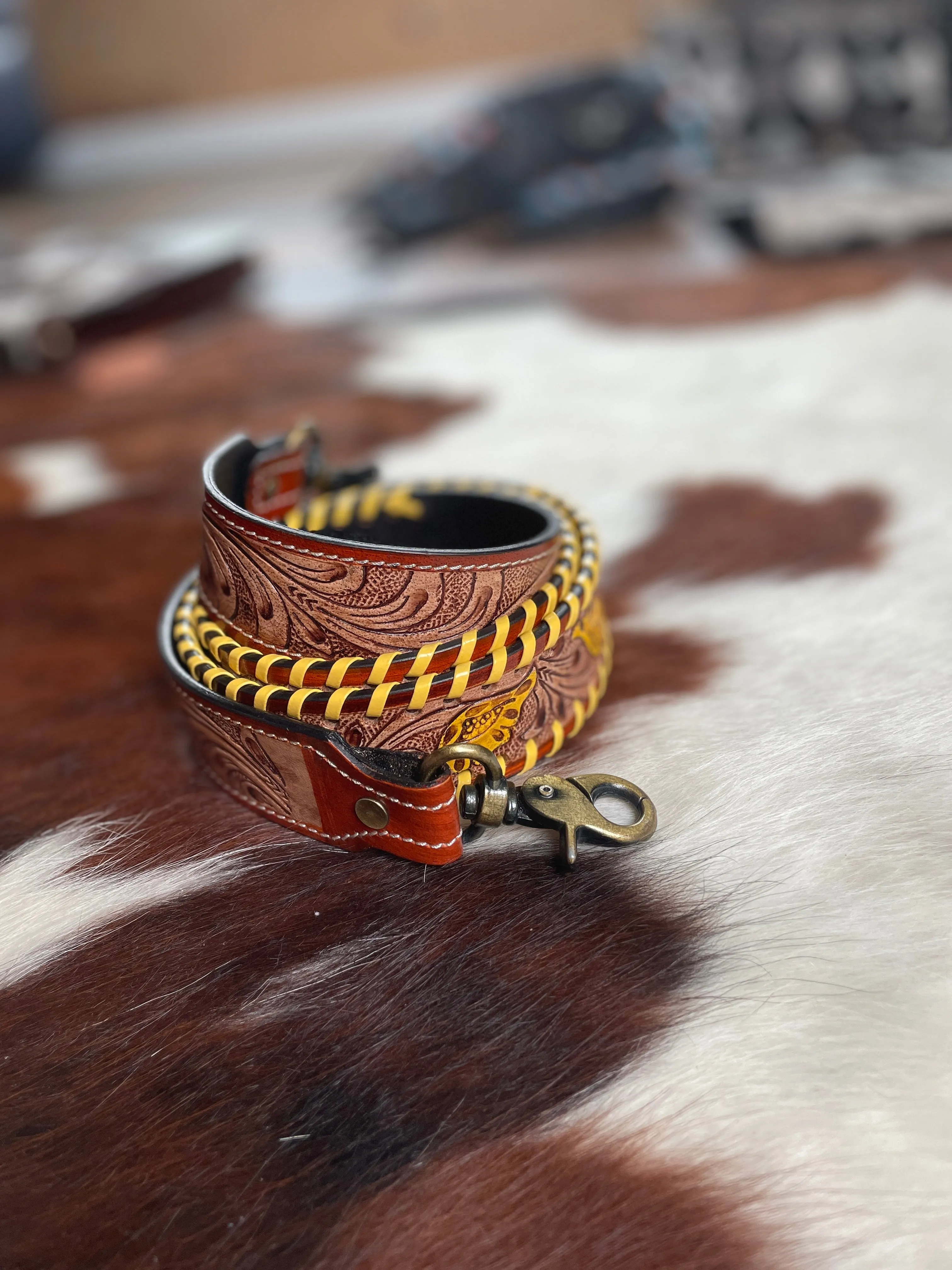 GOLDEN STRAP