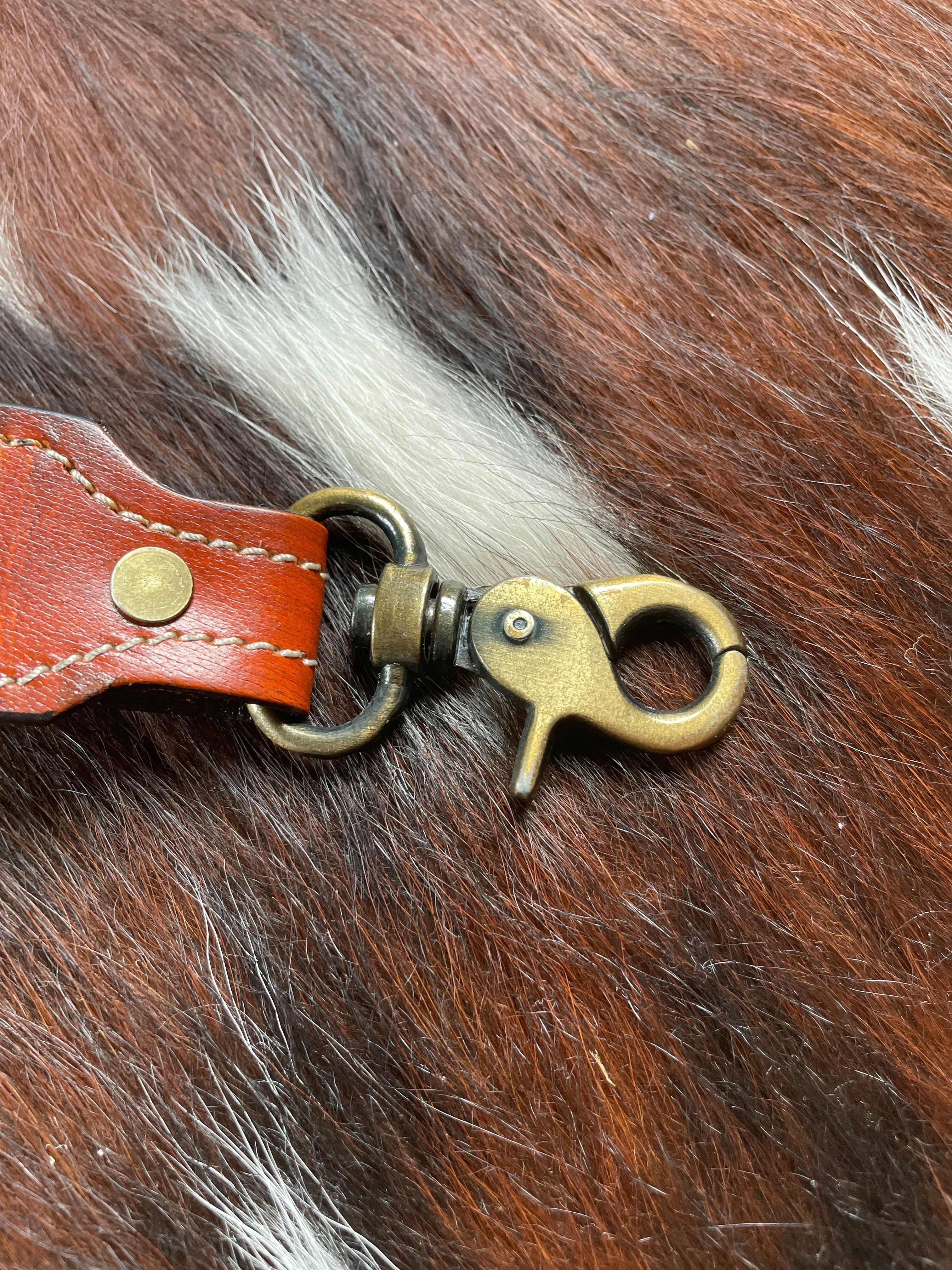 GOLDEN STRAP