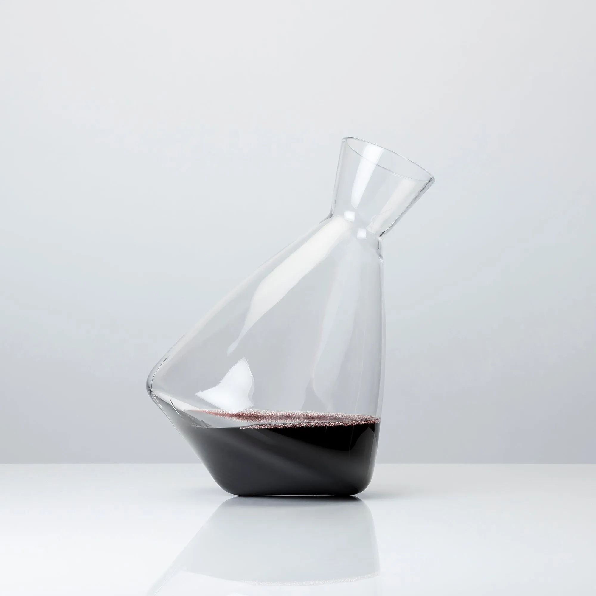 ROLLING CRYSTAL WINE DECANTER