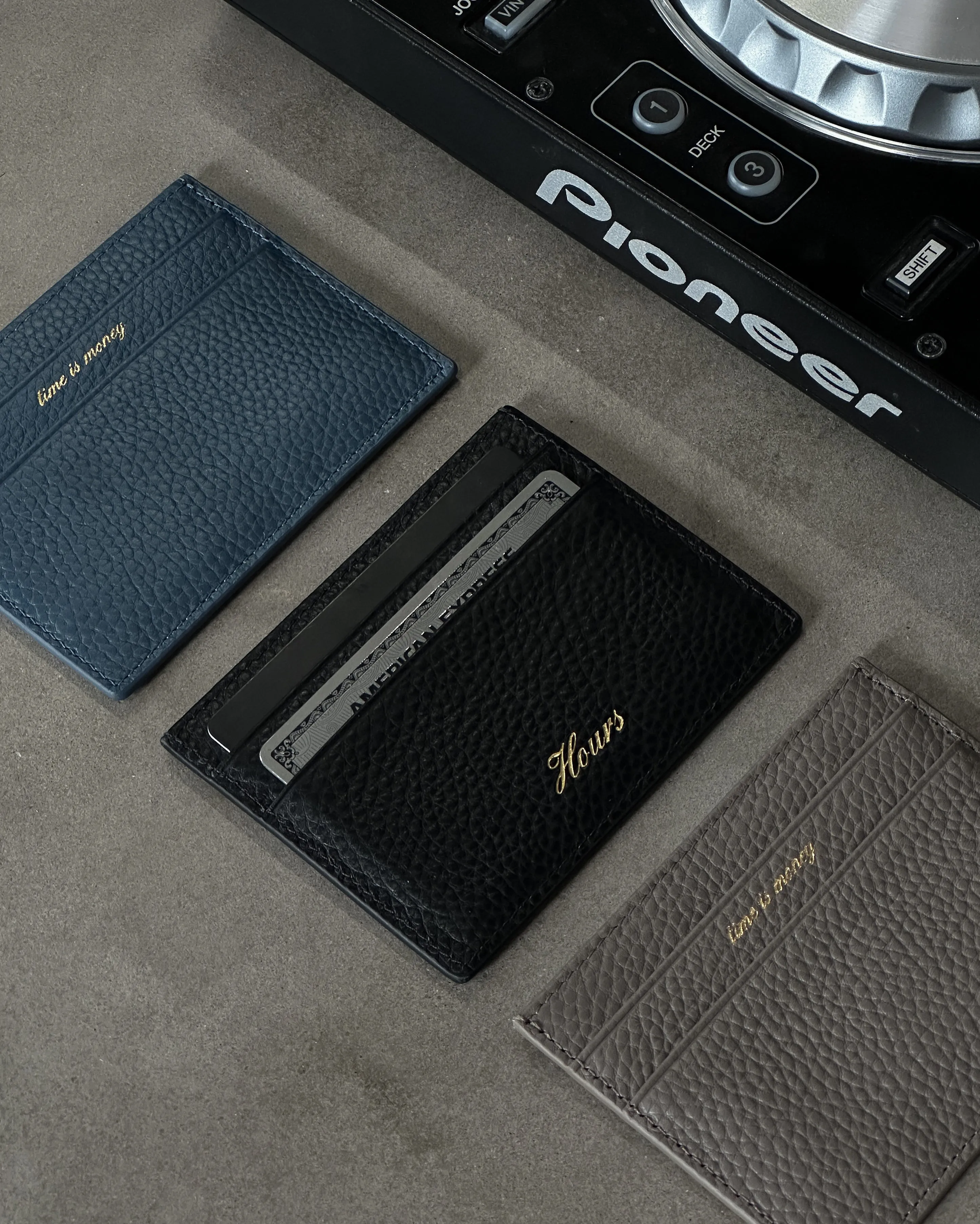 Signature Cardholder - Slate