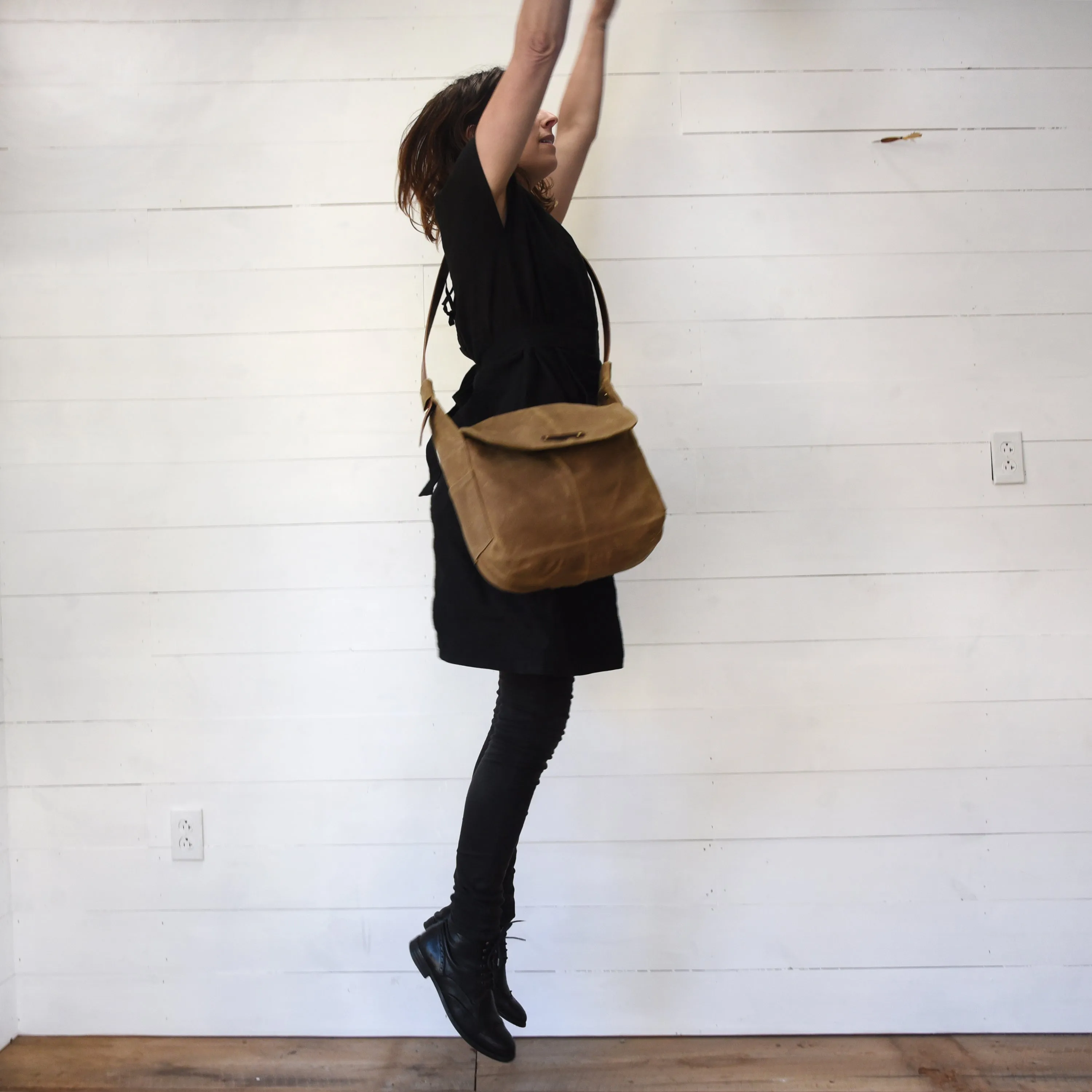 The Finch Satchel