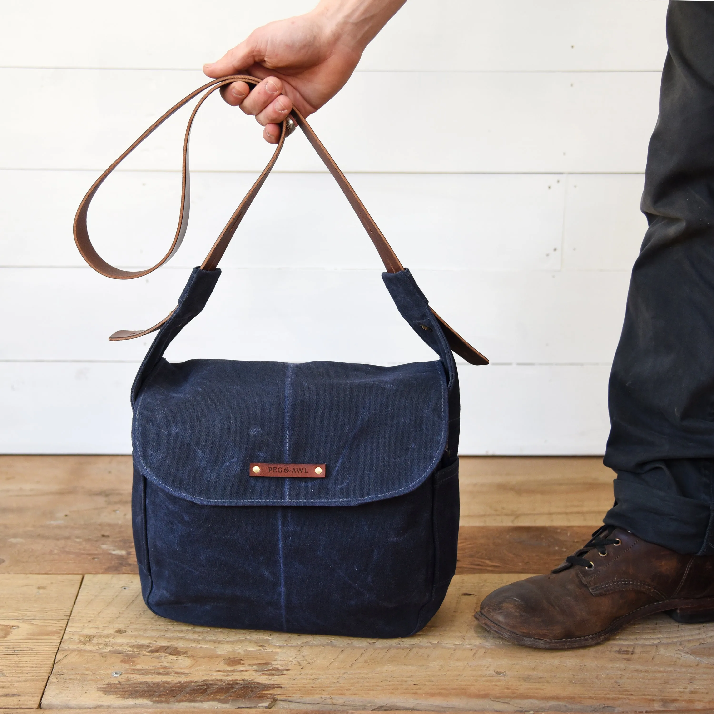 The Finch Satchel
