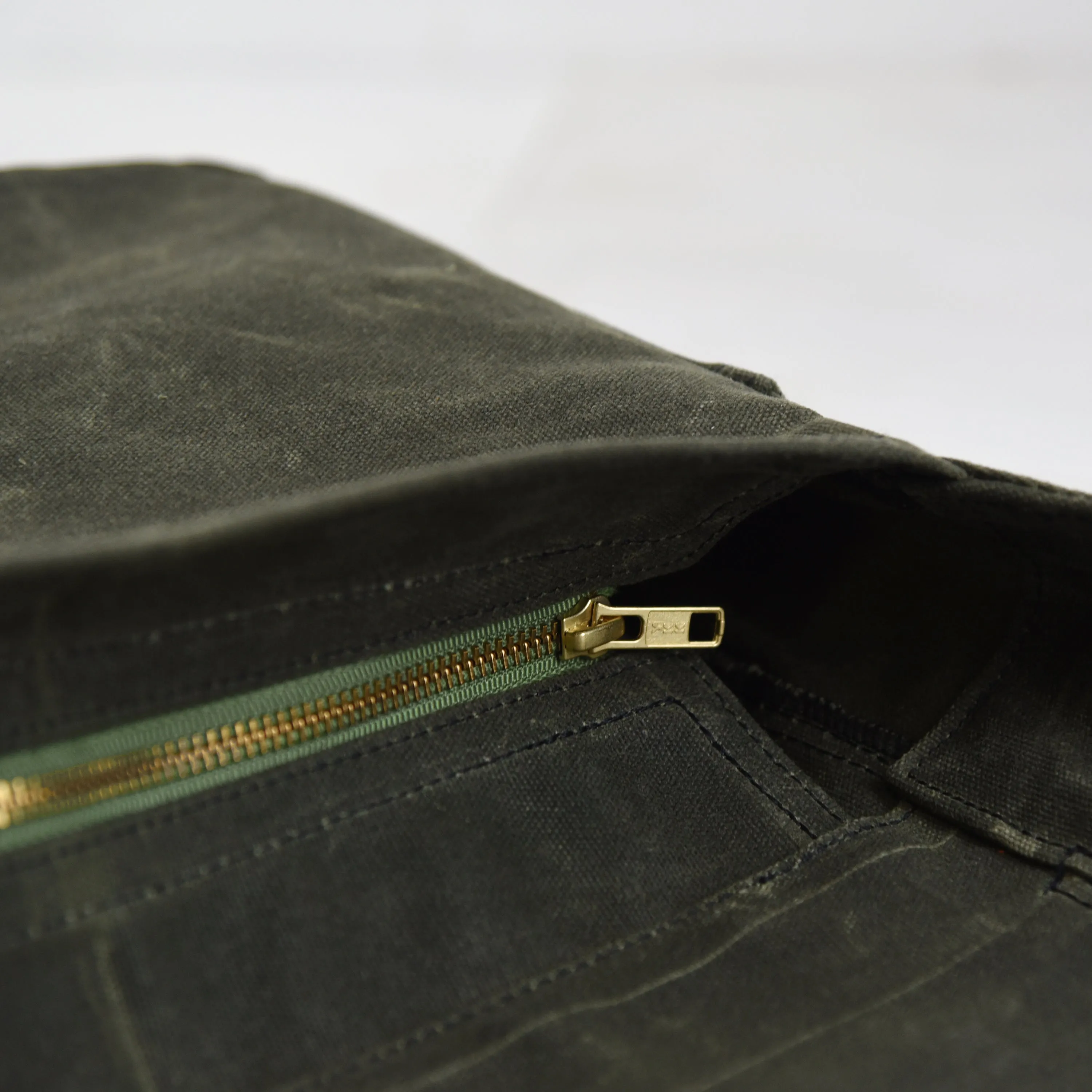 The Finch Satchel