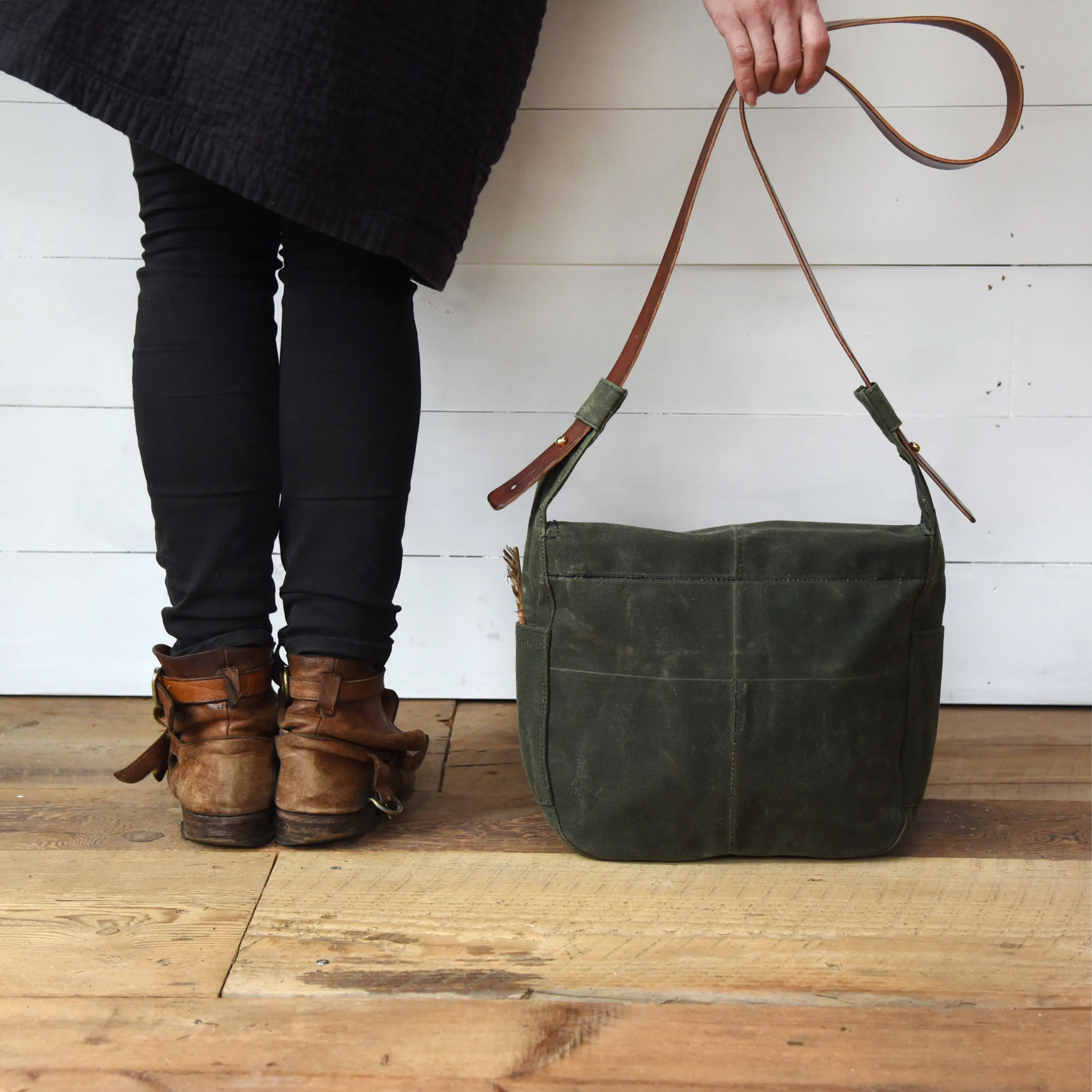 The Finch Satchel