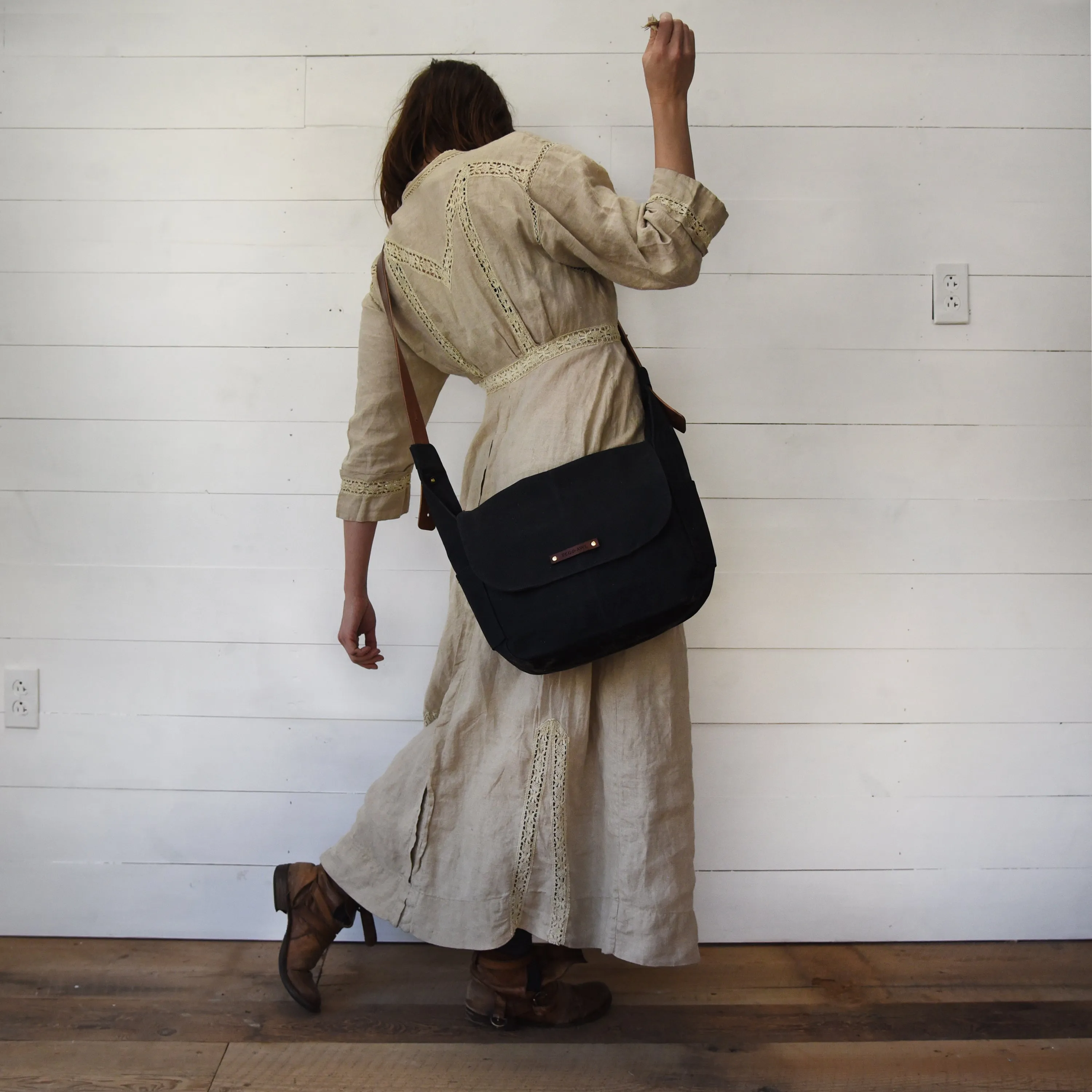 The Finch Satchel