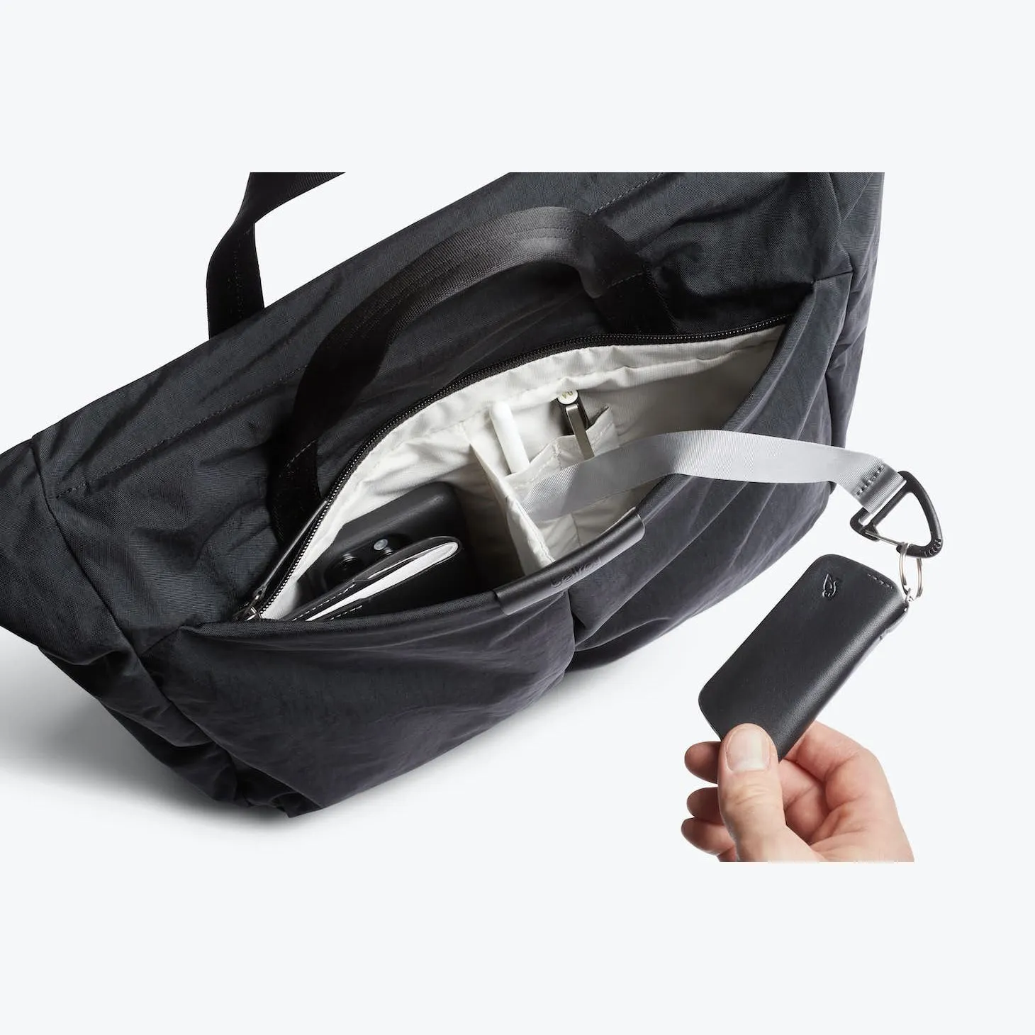 Tokyo Messenger Bag 14L/18L