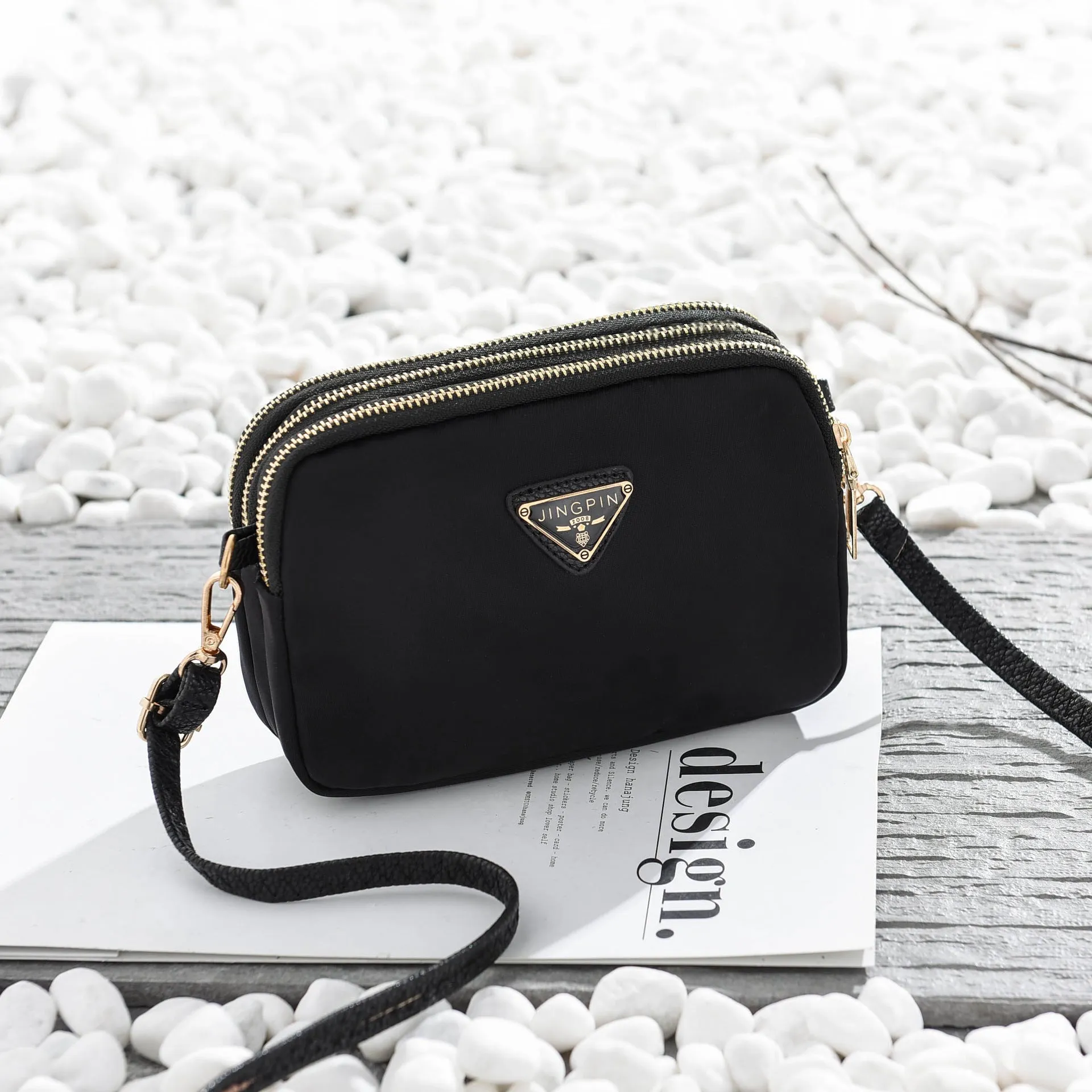 Women's Summer Oxford Fabric Retro Solid Color Shoulder Bags